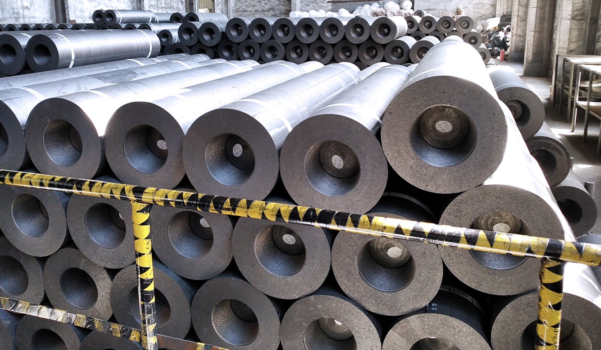 Use Of Graphite Electrodes Buy Use Of Graphite Electrodes, UHP